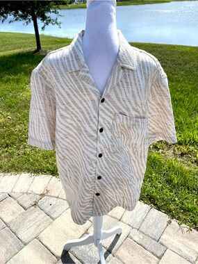 NWT IRO Beige & White Wave-Stripe Short Sleeve Shirt European Size 40/US Medium